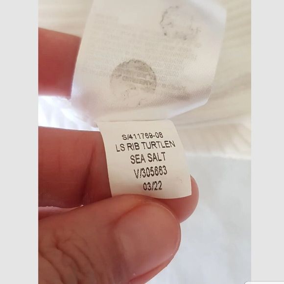 Old Navy Womens Blouse Size Medium Petite White Turtleneck Ribbed Sea Salt - Picture 7 of 13